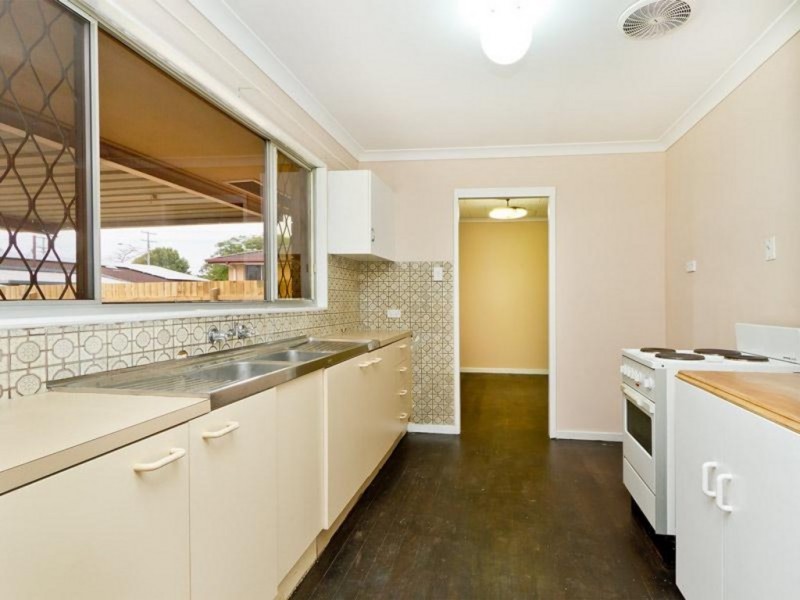 4A Dohles Rocks, Kallangur QLD 4503
