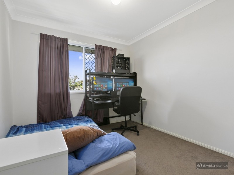 30 Duporth Crescent, Dakabin QLD 4503