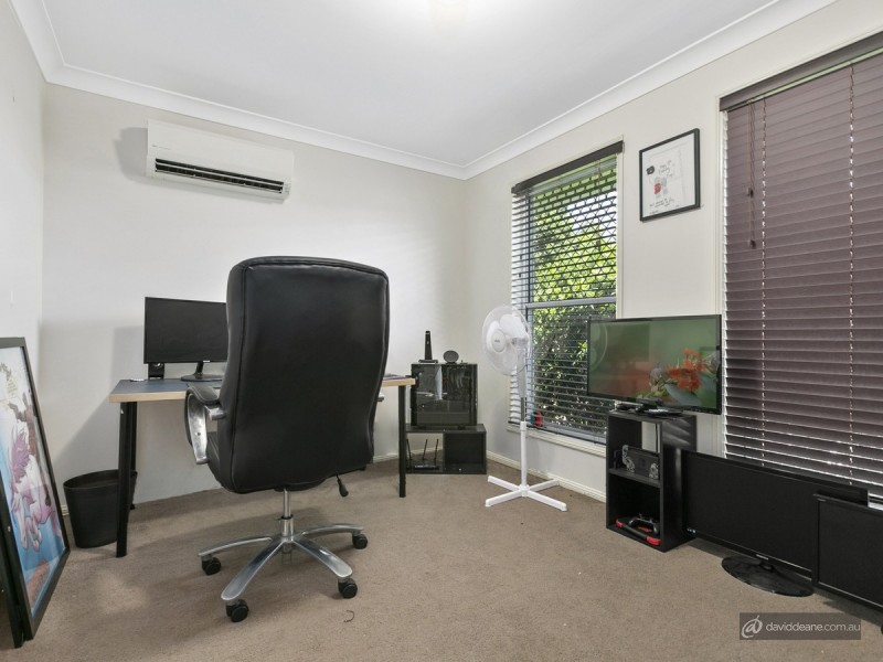 30 Duporth Crescent, Dakabin QLD 4503