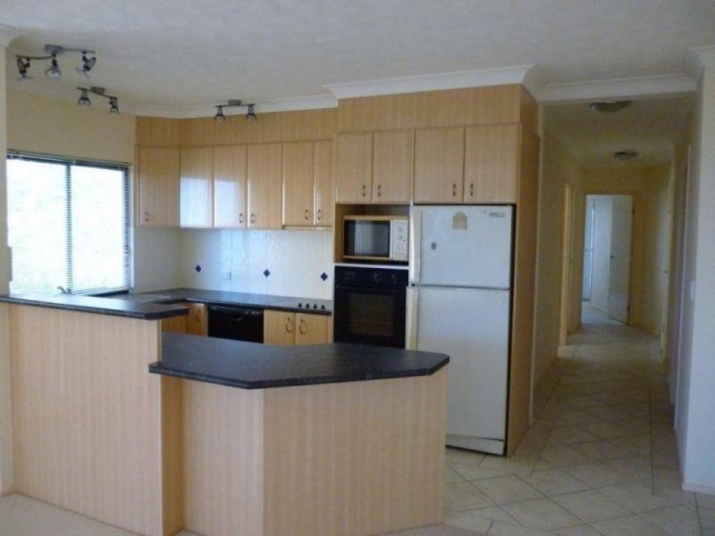 10/93 Marine Pde, Redcliffe QLD 4020