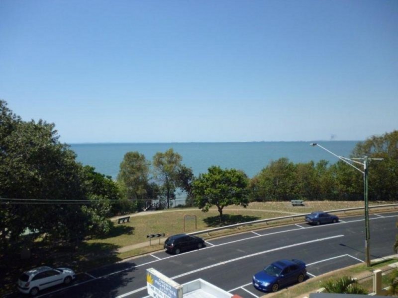 10/93 Marine Pde, Redcliffe QLD 4020