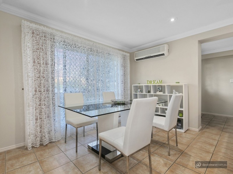 8 Midson Street, Petrie QLD 4502