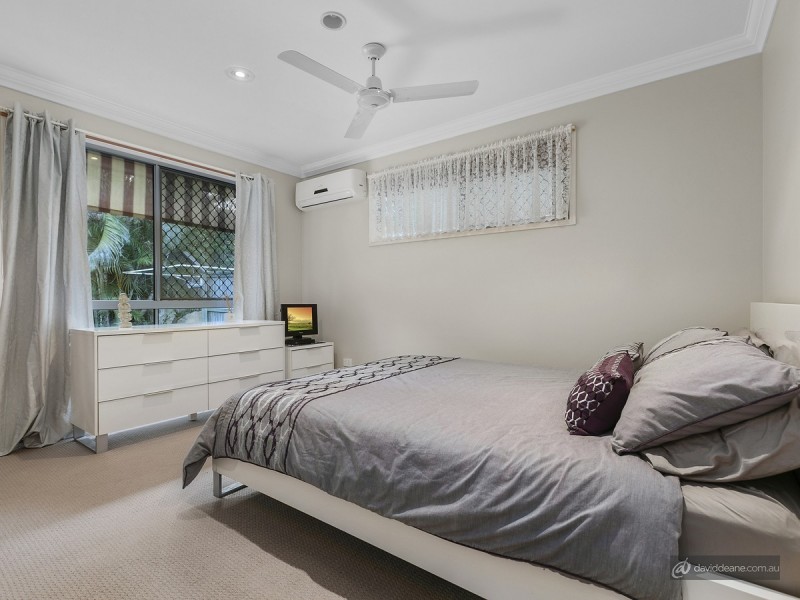 8 Midson Street, Petrie QLD 4502