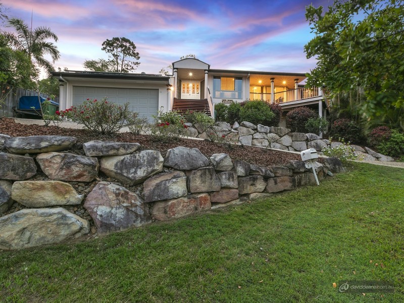 8 Midson Street, Petrie QLD 4502