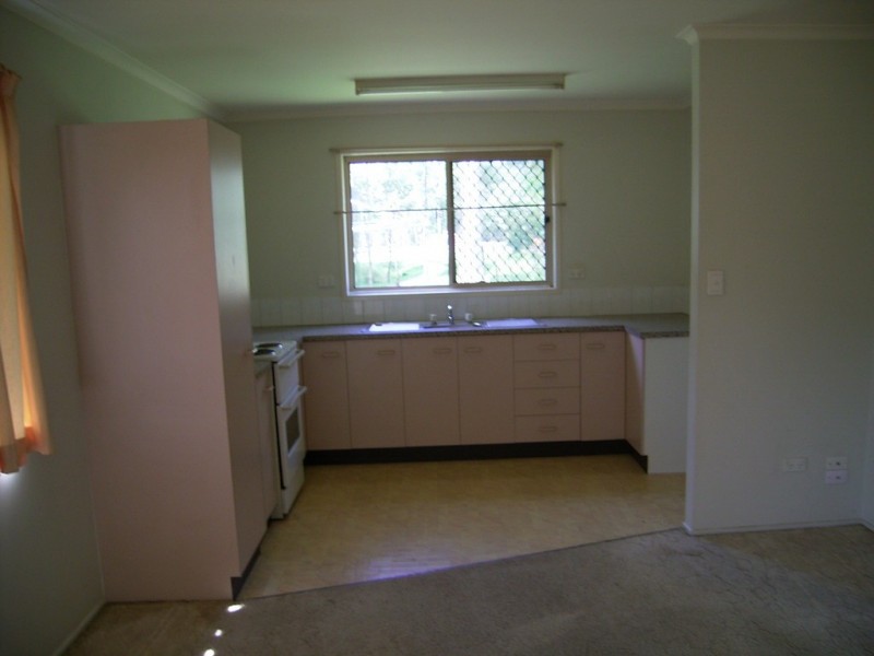 2/87 Allison Drive, Kallangur QLD 4503