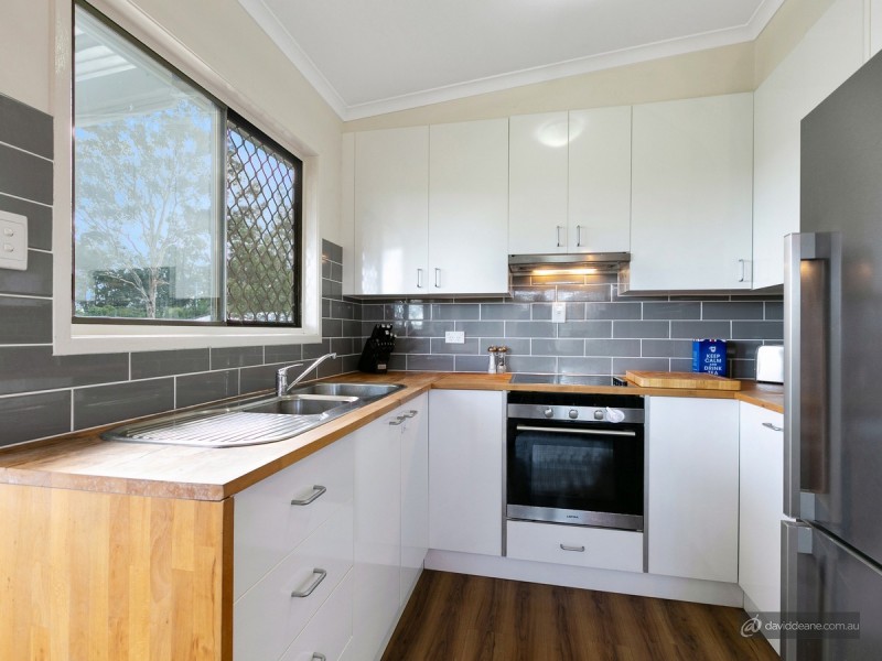 16 Alawara Street, Petrie QLD 4502