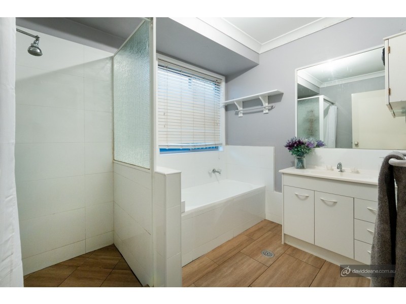 9 Firefly Crescent, Lawnton QLD 4501