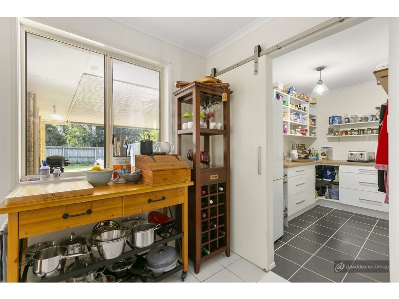 15 Newbury Crescent, Lawnton QLD 4501