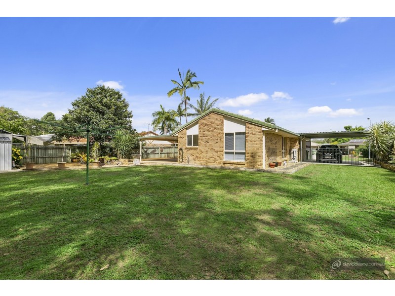 15 Newbury Crescent, Lawnton QLD 4501