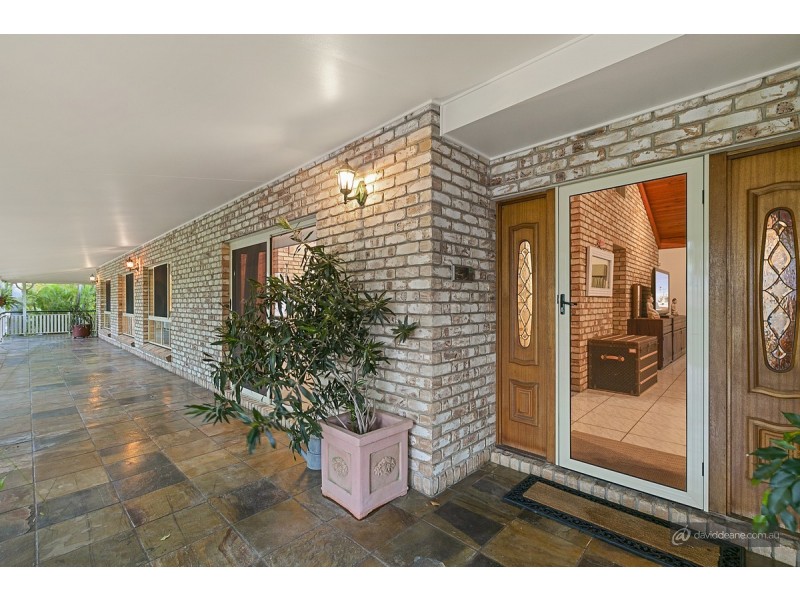 7 Dawneta Court, Warner QLD 4500