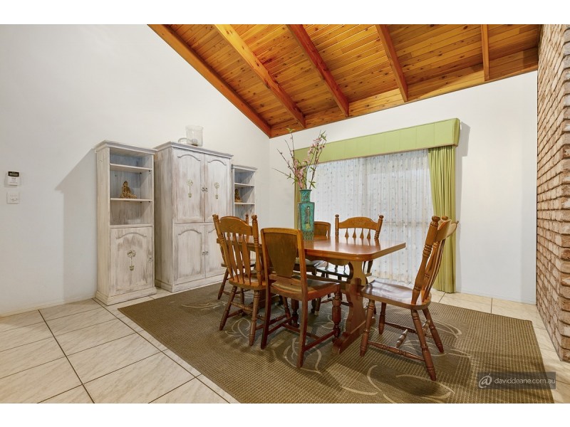 7 Dawneta Court, Warner QLD 4500