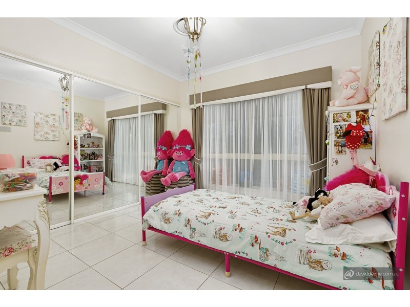 7 Dawneta Court, Warner QLD 4500