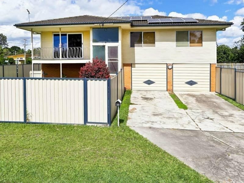 32 Chaucer Parade, Strathpine, Strathpine QLD 4500