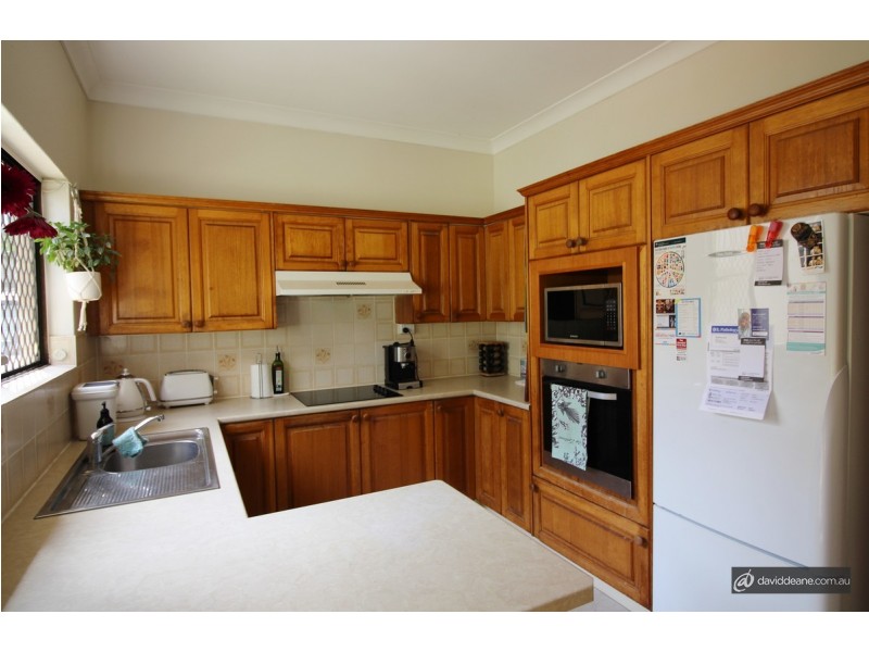 5 Highfield Crescent, Strathpine QLD 4500