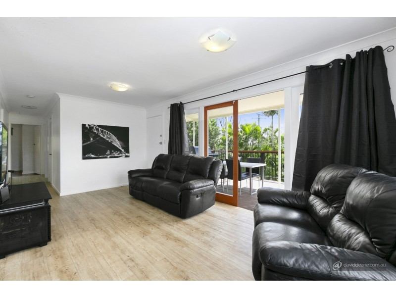 39 Joora Avenue, Petrie QLD 4502