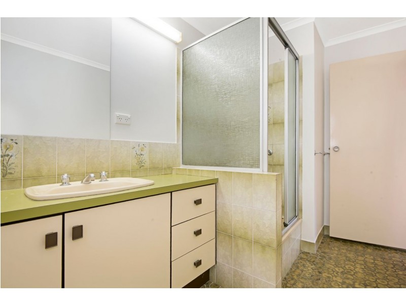 70 School Road, Kallangur QLD 4503