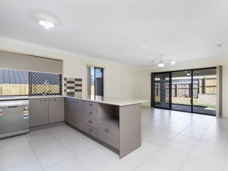 57 Solomon Pde, Warner QLD 4500
