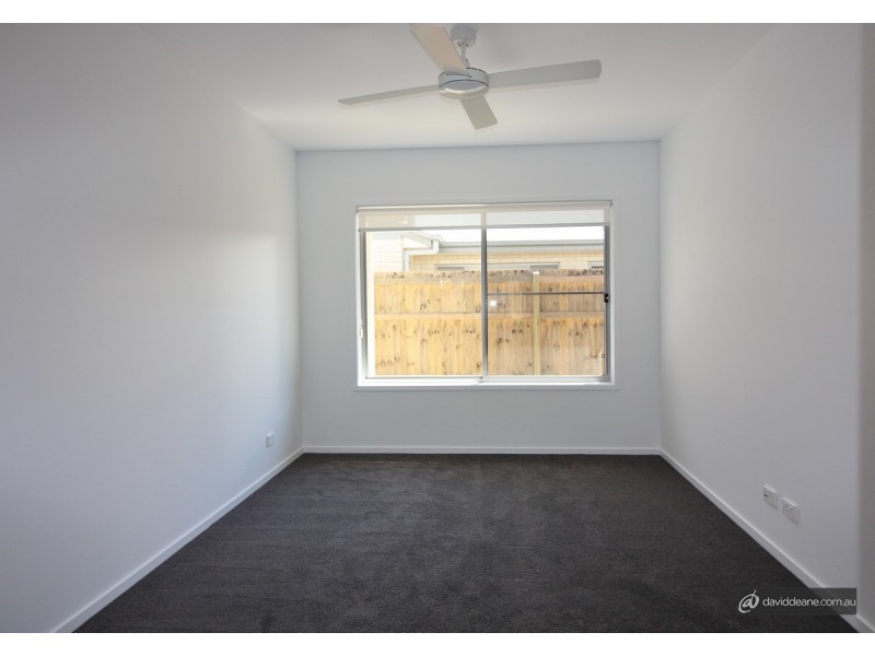 50 McConnell Esplanade, Strathpine QLD 4500