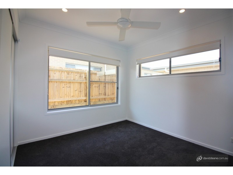 50 McConnell Esplanade, Strathpine QLD 4500