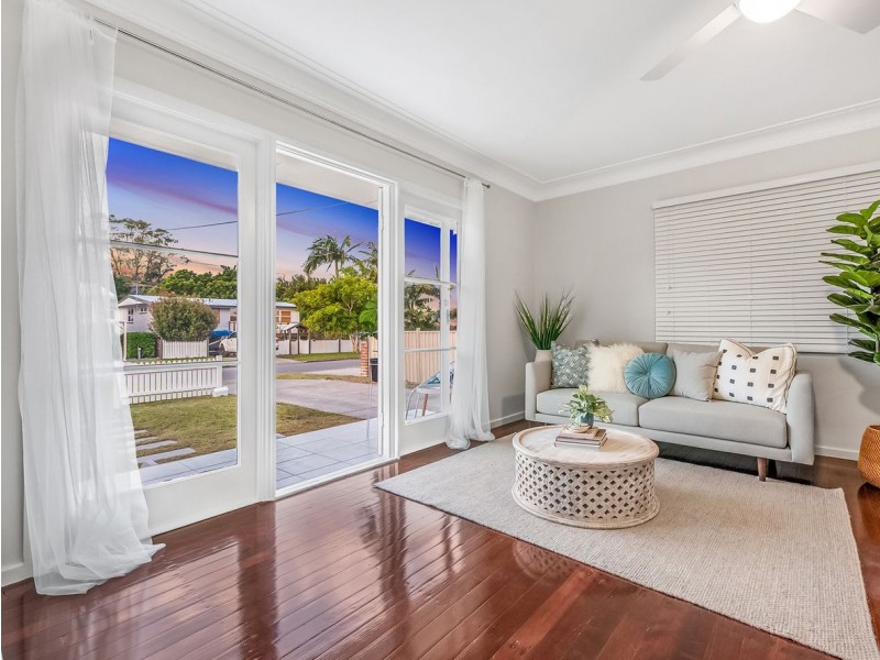 34 Long Street, Clontarf QLD 4019