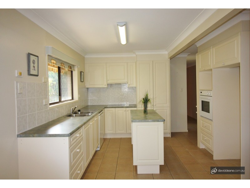 15 Danube Drive, Strathpine QLD 4500