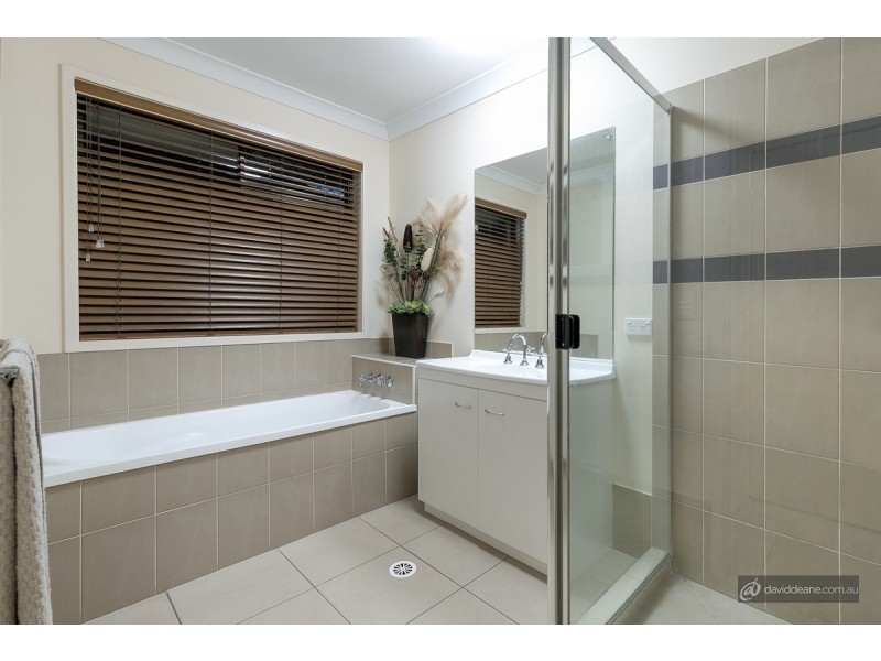 59 Pontiac Circuit, Warner QLD 4500