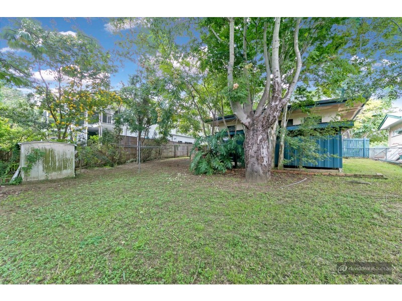 19 Bowen Avenue, Albany Creek QLD 4035