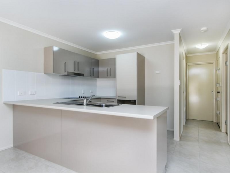 14 Spencer Street, Lawnton QLD 4501