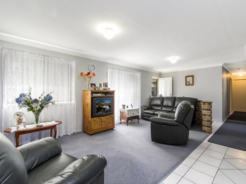 2 Kenwood Court, Kallangur QLD 4503