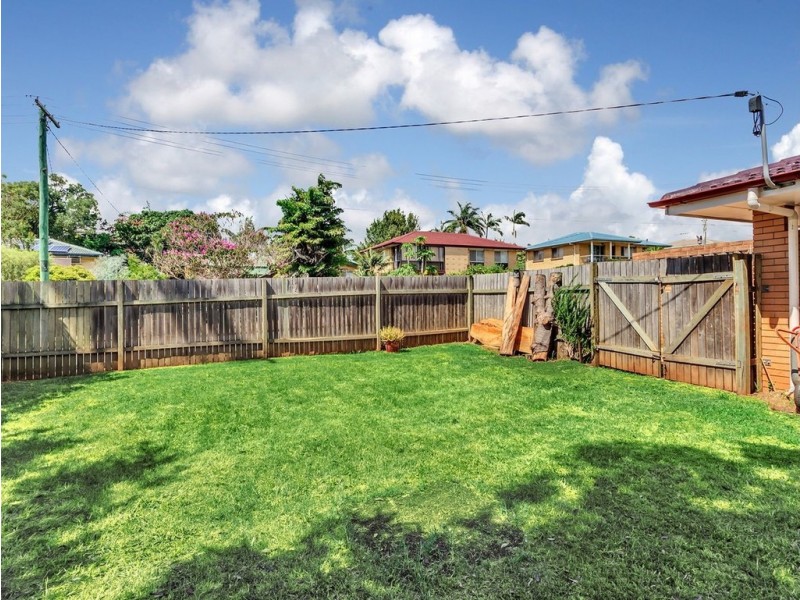 4 Greenaway Street, Lawnton QLD 4501