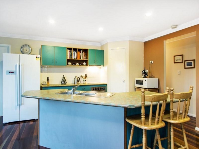 7 Midson St, Petrie QLD 4502