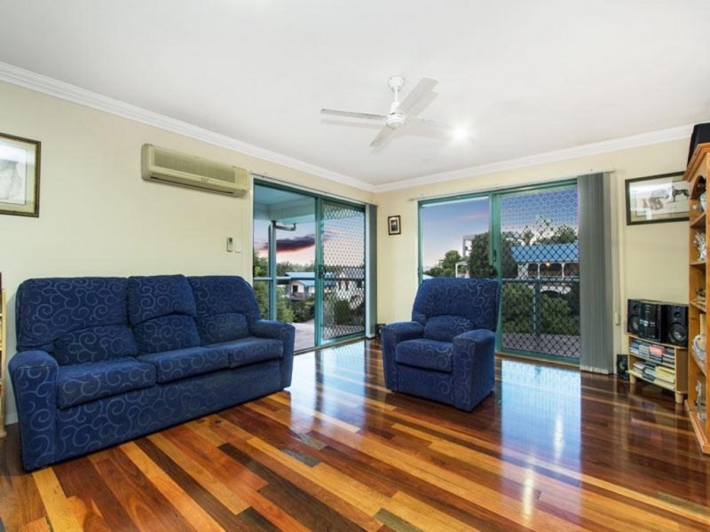 7 Midson St, Petrie QLD 4502