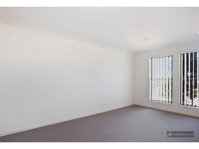 6 Bowerbird Crescent, Dakabin QLD 4503