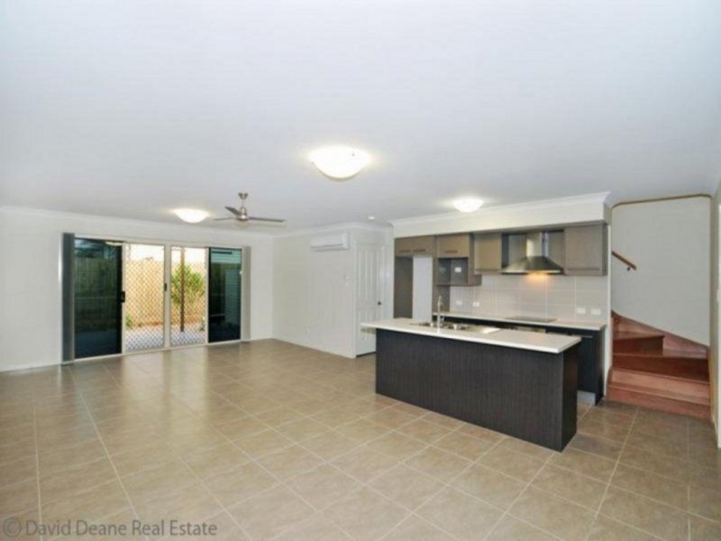2/16 Beattie St, Kallangur QLD 4503