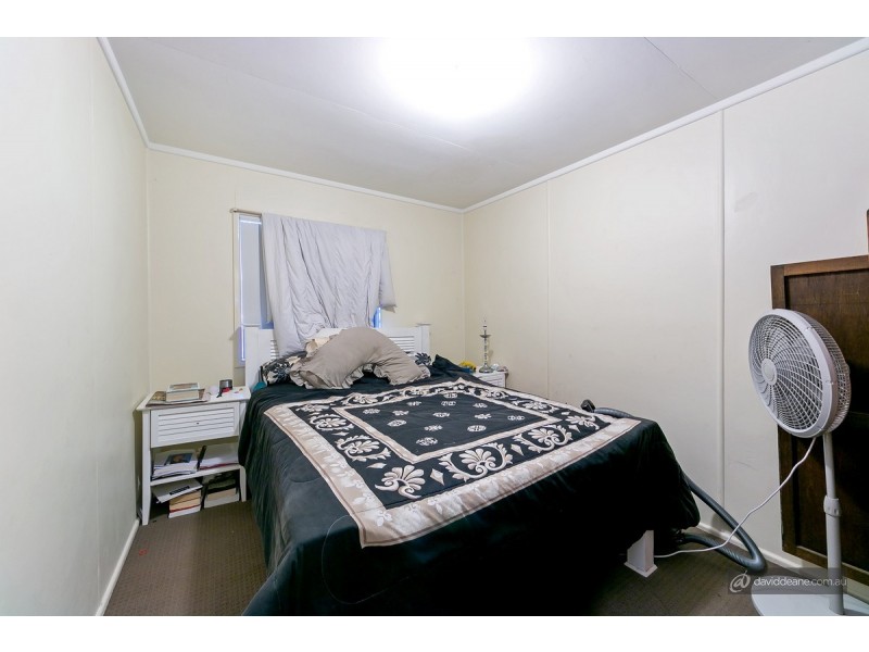 1202 Anzac Avenue, Kallangur QLD 4503