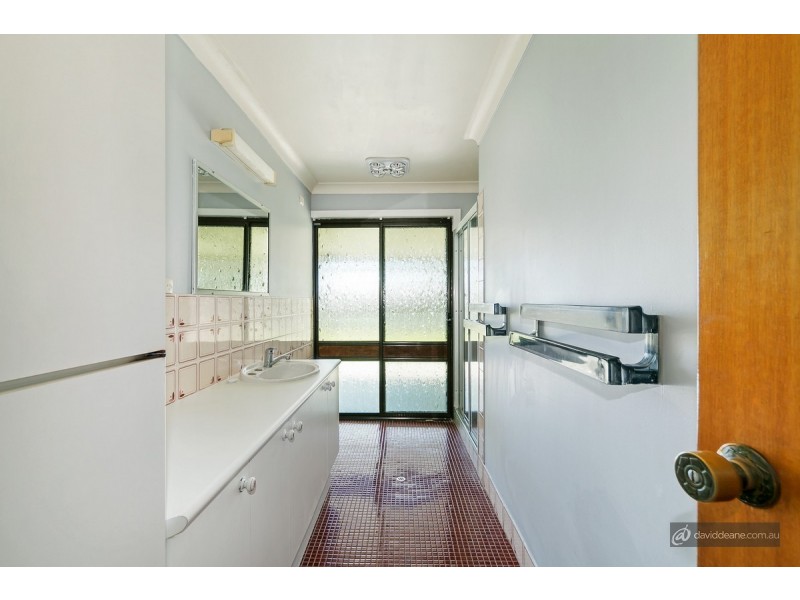 56 Young Street, Petrie QLD 4502