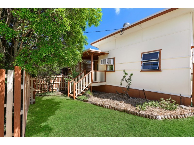 44 Yacht Street, Clontarf QLD 4019