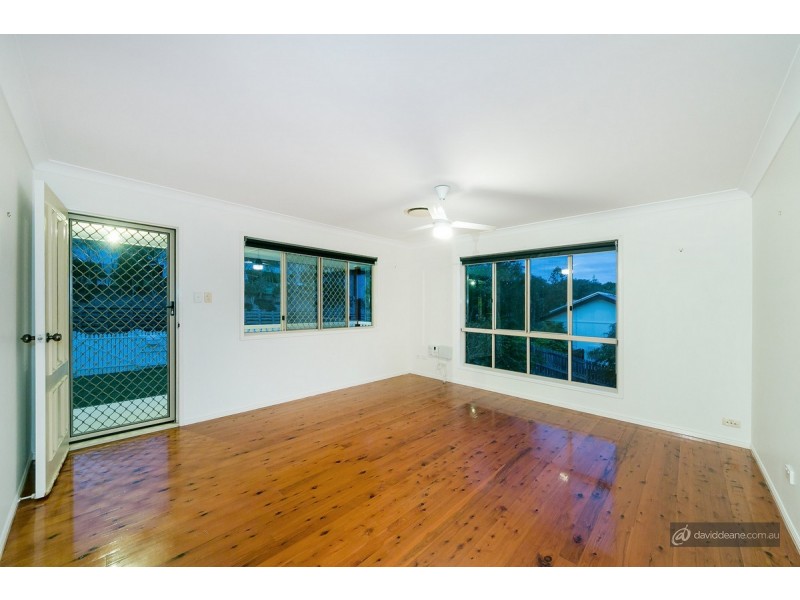 43 Washbrook Crescent, Petrie QLD 4502