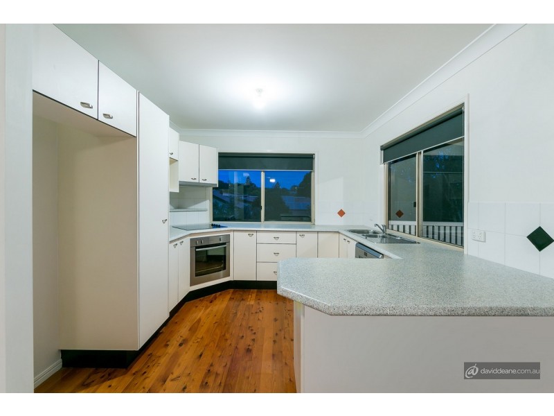 43 Washbrook Crescent, Petrie QLD 4502