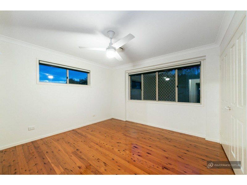 43 Washbrook Crescent, Petrie QLD 4502