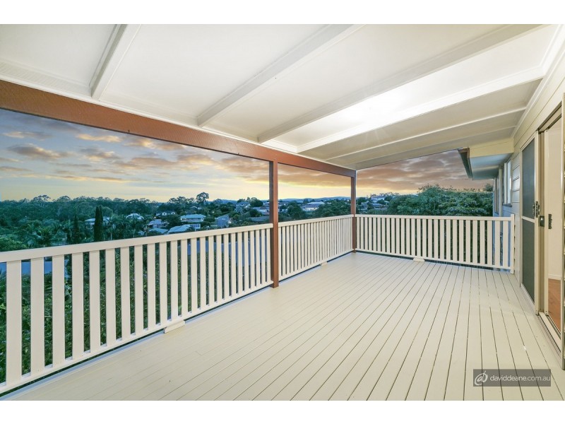 43 Washbrook Crescent, Petrie QLD 4502