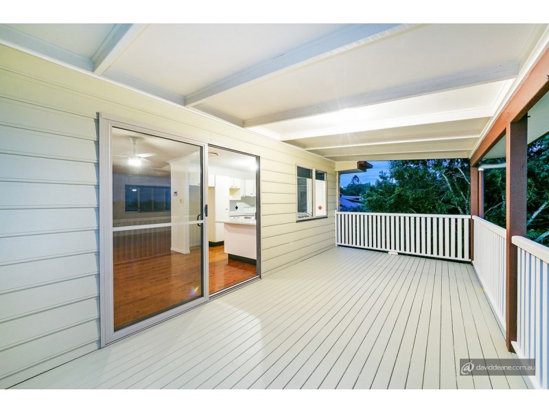 43 Washbrook Crescent, Petrie QLD 4502