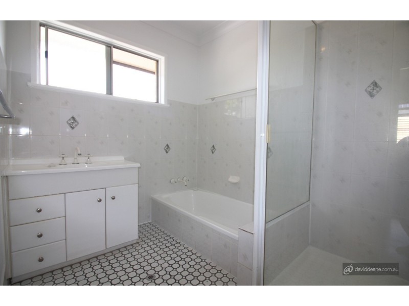 11 Maurice Street, Kallangur QLD 4503