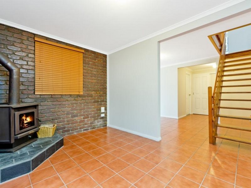 3 St Denis Ct, Petrie QLD 4502