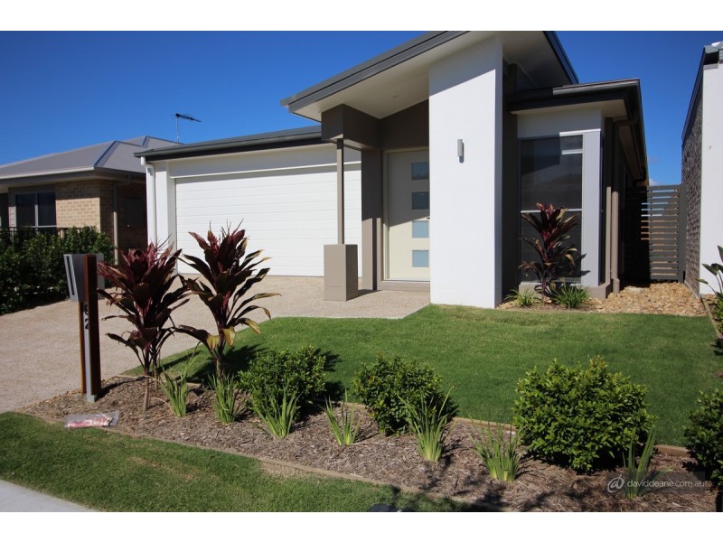 92 Grahams Road, Strathpine QLD 4500