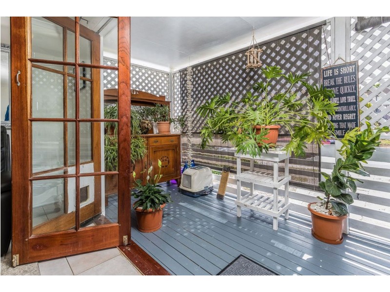 9 Tiverton Street, Everton Hills QLD 4053