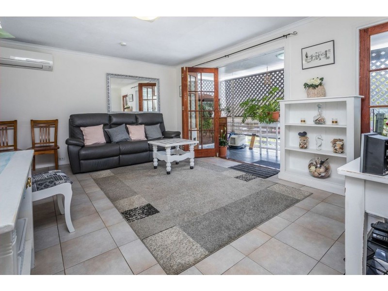 9 Tiverton Street, Everton Hills QLD 4053