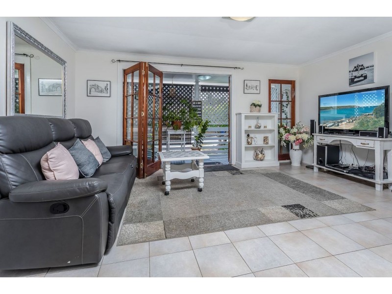 9 Tiverton Street, Everton Hills QLD 4053