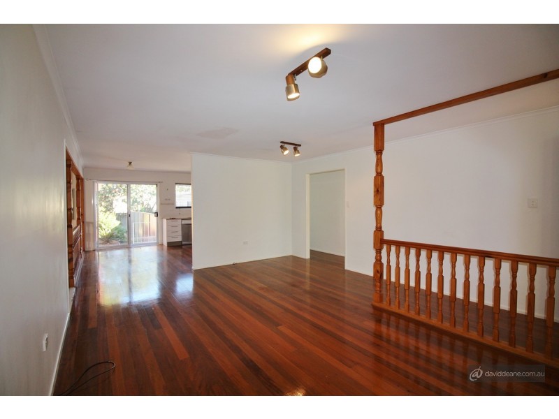 35 Hibiscus Avenue, Redcliffe QLD 4020