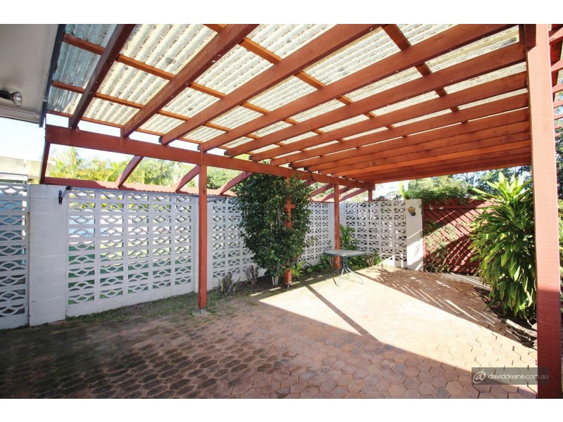 35 Hibiscus Avenue, Redcliffe QLD 4020